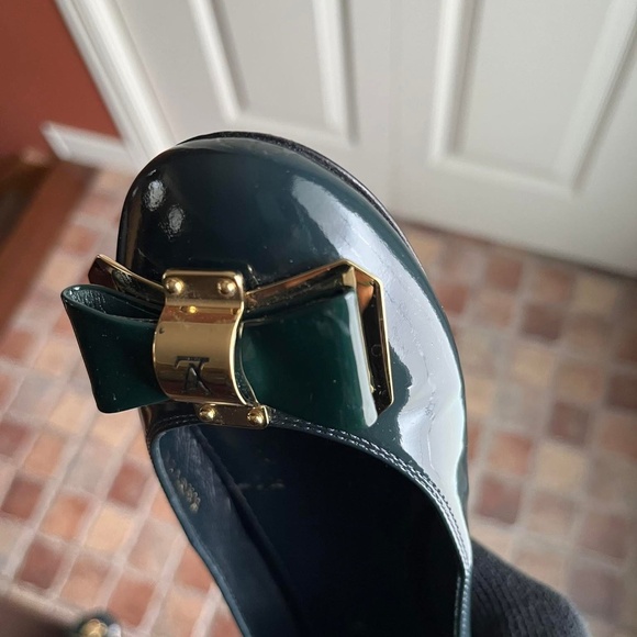 Louis Vuitton Patent Leather Ballet Flats - Picture 10 of 15